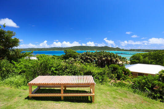 濡縁 芦徳湾の景色を観るために作られた和風デッキ